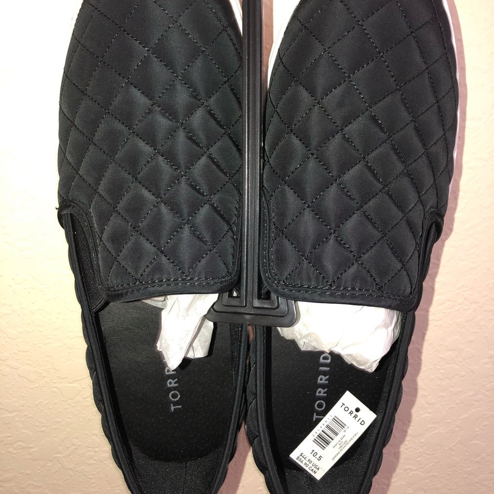 Torrid slip on shoes